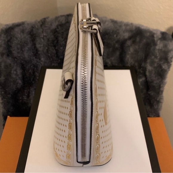 GUCCI LIMITED EDITION Leather GUCCY Gold Stars Mini Dome Crossbody Bag&Strap - Picture 5 of 16